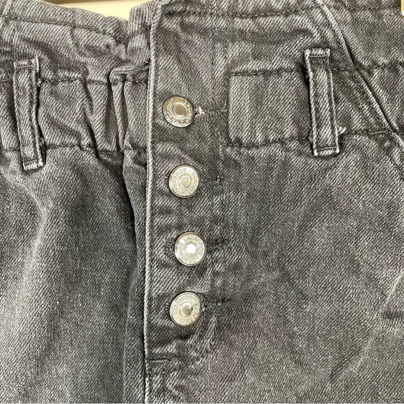 Topshop Paperbag High Rise Button Down Short - Picture 8 of 8